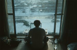 釜山APM「水の到着」:悲しみと言語の壁