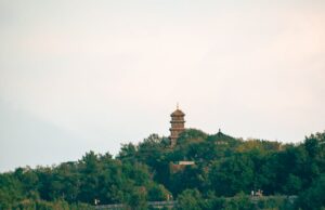 中国、旧式半導体で貿易圧力